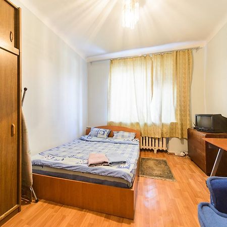 Квартира По Адресу Ул. Черняховского 12 Kiev Extérieur photo