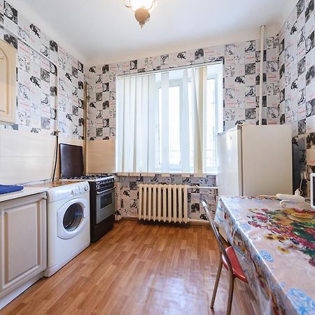 Квартира По Адресу Ул. Черняховского 12 Kiev Extérieur photo