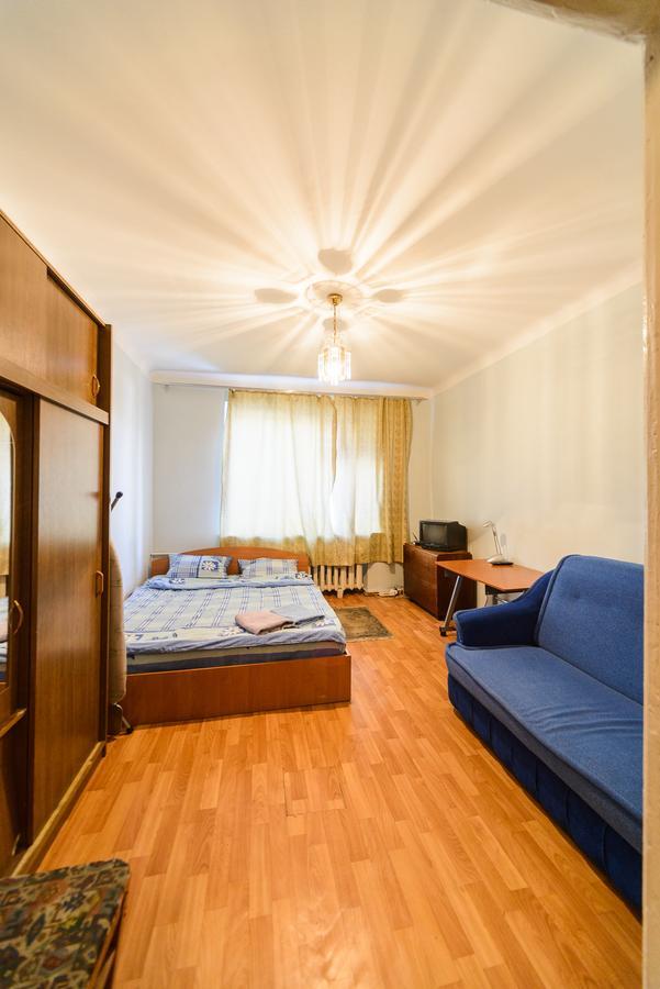 Квартира По Адресу Ул. Черняховского 12 Kiev Extérieur photo