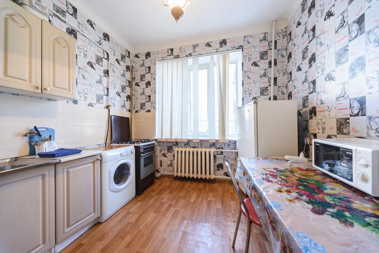 Квартира По Адресу Ул. Черняховского 12 Kiev Extérieur photo